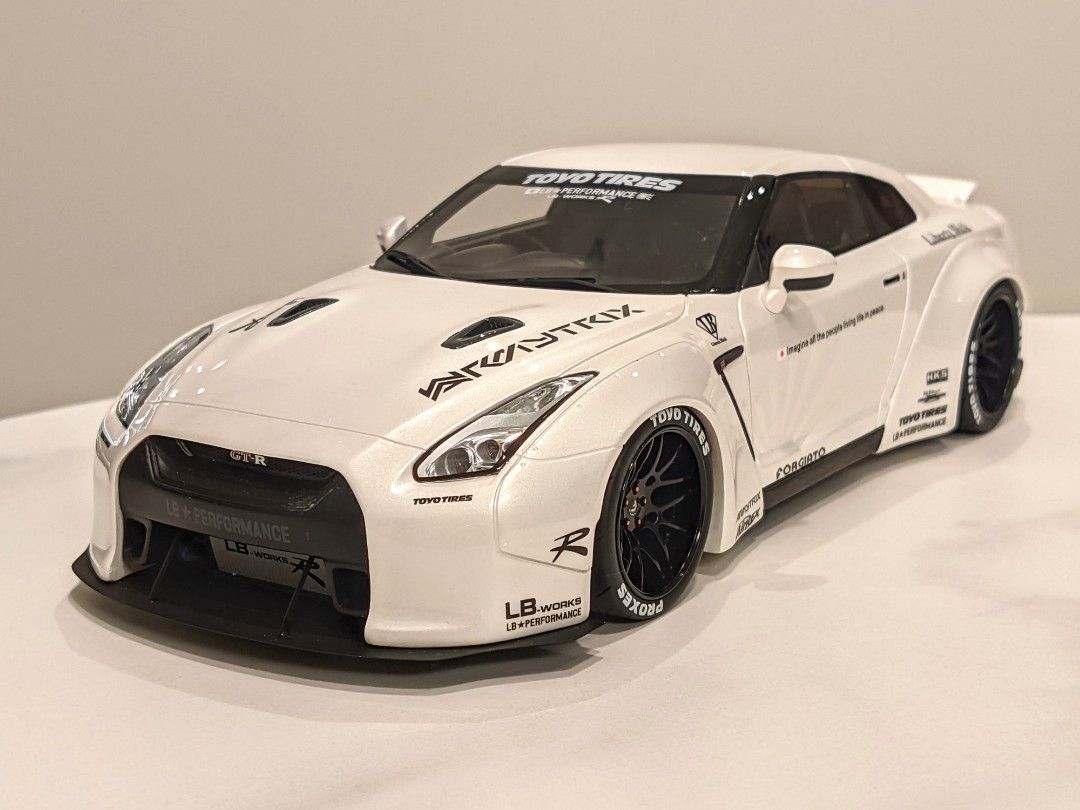 1/18 GT SPIRIT GT-R R35 LB☆WORKS - ミニカー