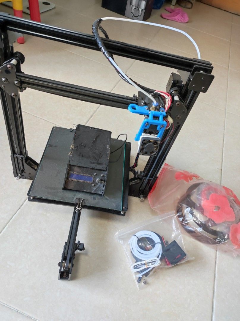 3D printer （分類：打印機及影印機）位於 Hong Kong。 由 softhardyl 提交（商品編號 1198249215，圖片 1）。簡介： 放埋一邊大半年無用，收埋前正常可用。 半賣半送，要自備USB 線（普通printer 線就得）。