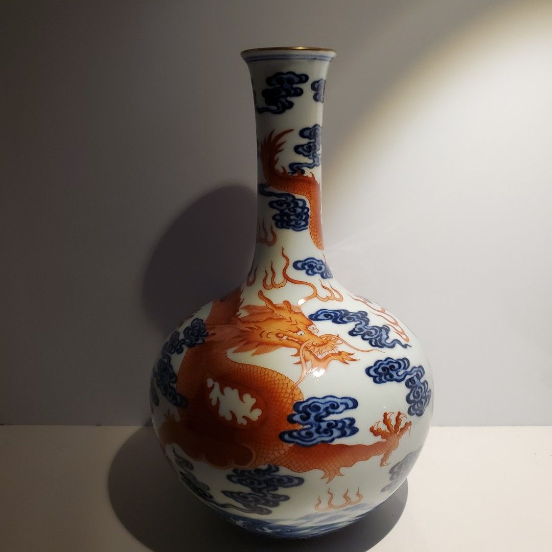 時代物 陶磁器 青花花卉紋花觚 清時代 手彫り 文房具 書道具 中国古美術