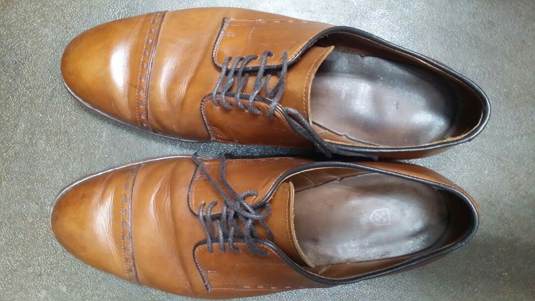Allen edmonds fitting store