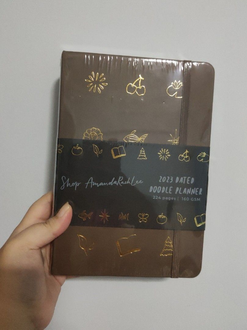 AmandaRachLee 2023 Doodle Planner, Hobbies & Toys, Stationery & Craft