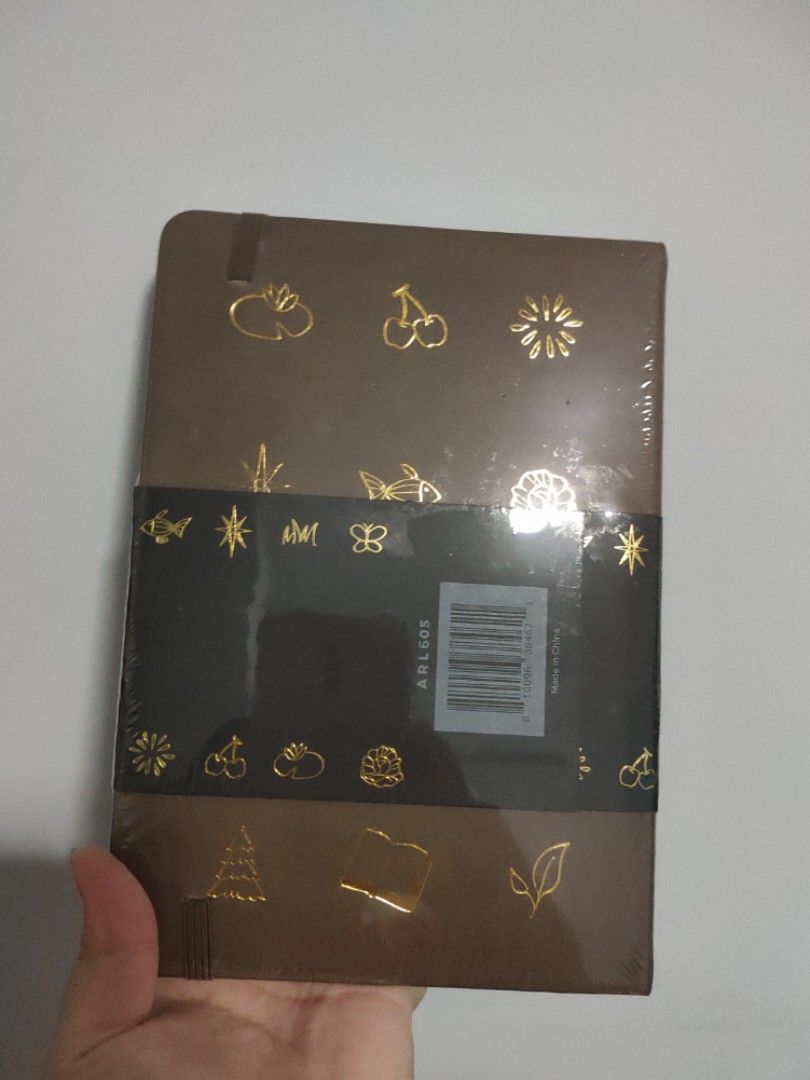 AmandaRachLee 2023 Doodle Planner, Hobbies & Toys, Stationery & Craft