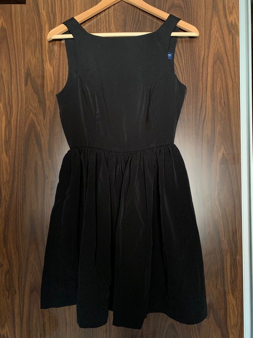 American apparel hotsell black skater dress