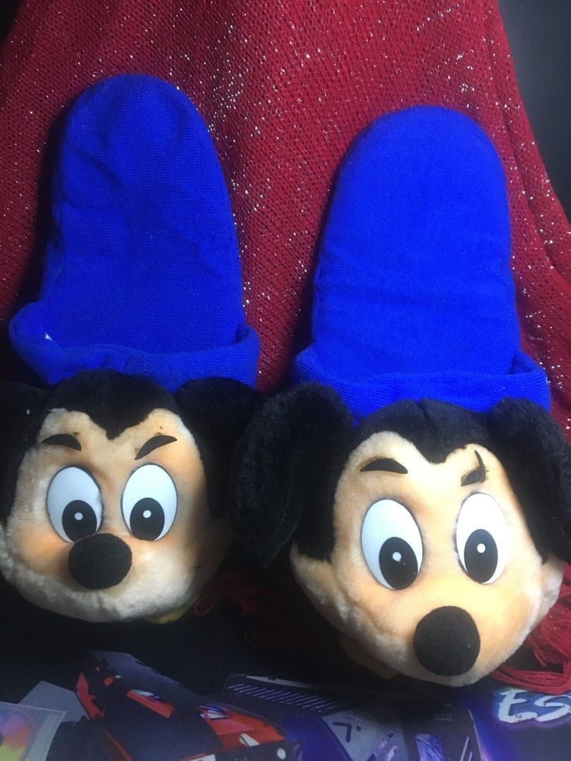 Bedroom slippers 🇯🇵 (Category: Slippers and slides) located in Manila. Submitted by closet185 (Listing ID 1198236450, Image 1). Description: Mickey mouse bed room slippers can fit up to size9 original from Japan🇯🇵🥡.