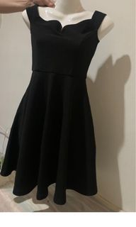 Black dress (no brand)