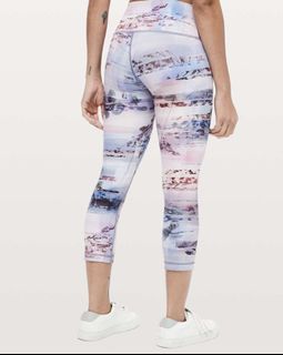 (Category: ) located in . Submitted by lululemoncircularity (Listing ID 1195036357, Image 1). Description: .