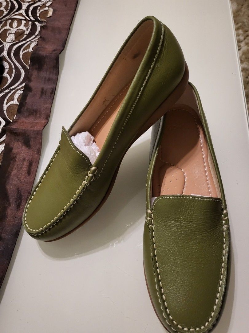 Moss green shoes womens 2025
