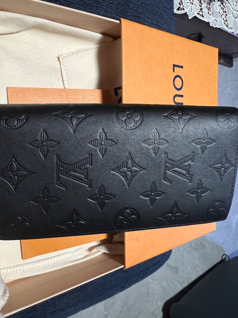 Shop Louis Vuitton BRAZZA Brazza wallet (M61697) by SkyNS