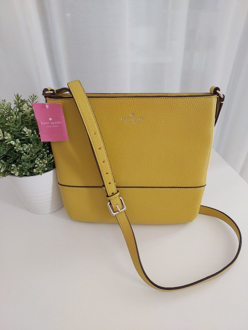 Brand New Orig Kate Spade sling bag, Women's Fashion, Bags & Wallets