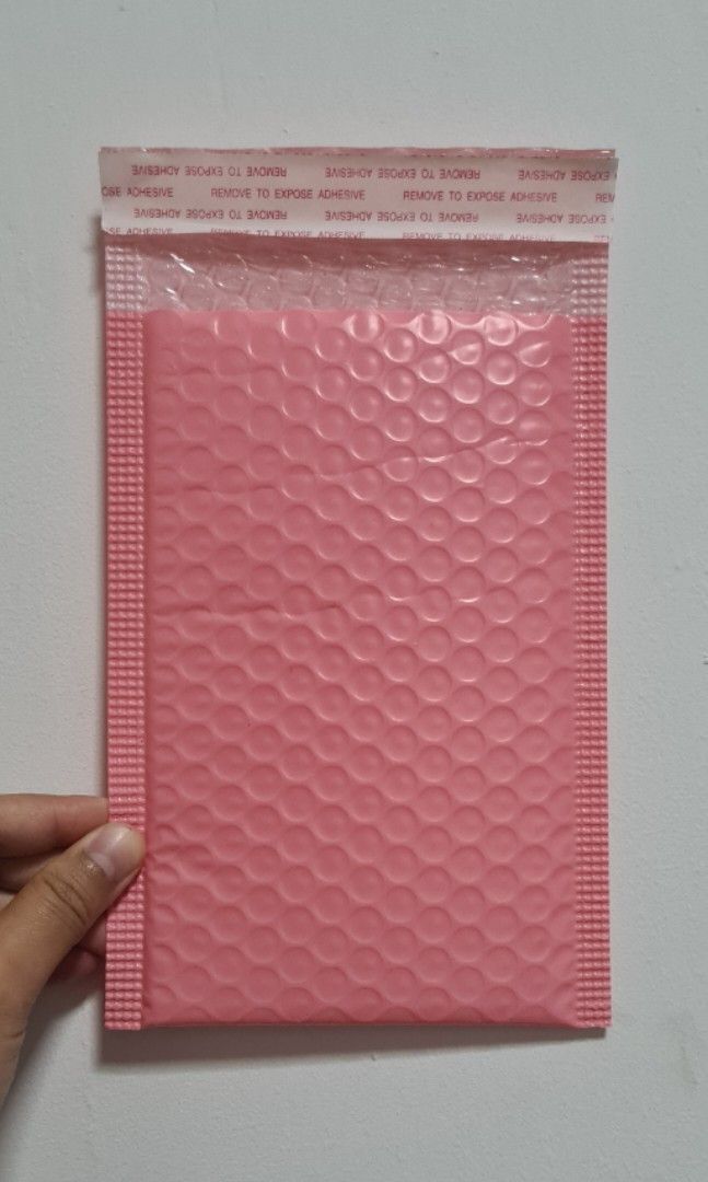 Bubble wrap envelope, Hobbies & Toys, Stationery & Craft, Craft
