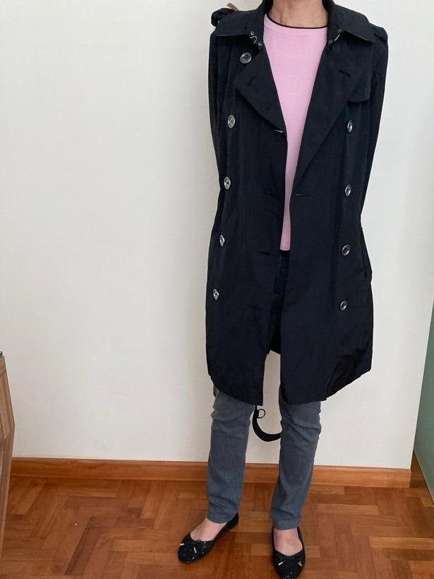 Burberry Polyester Trench coat for light winter Women s Fashion