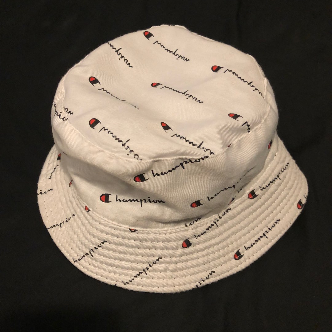 CHAMPION REVERSIBLE BUCKET HAT (BLACK&WHITE), Women's Fashion, Watches