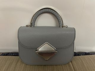 （分類：）位於 。 由 Eunislaw1 提交（商品編號 1198369067，圖片 1）。簡介： 。