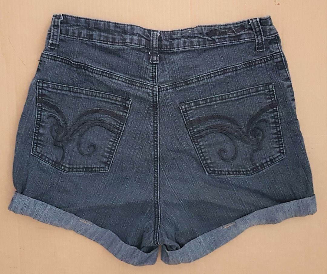 Christopher J. Denim Jeans Short Pants Designer Wear Outdoor
