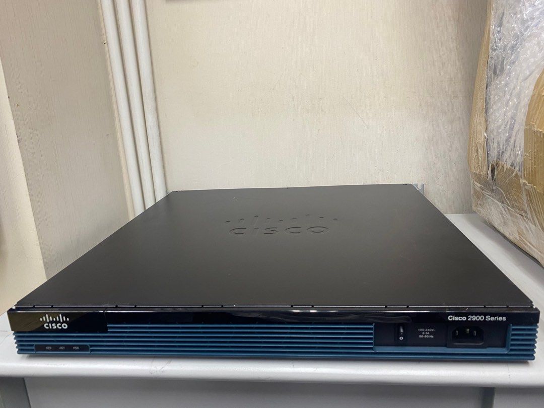 Cisco 2901 Router, 電腦＆科技, 商務用科技產品 Carousell