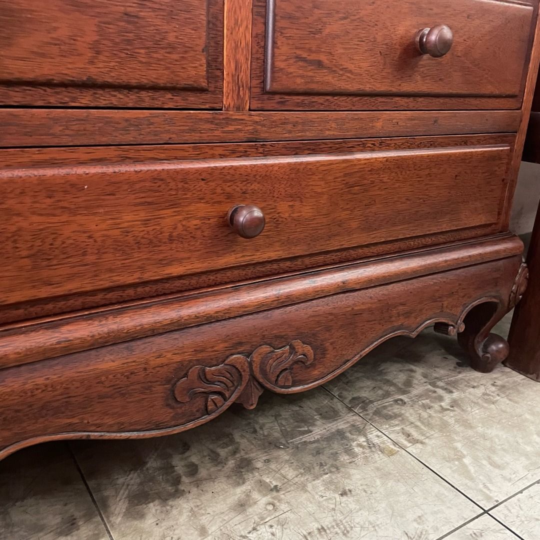 Classic Display with Glass Shelves & Mirror Backing with Storage, Furniture & Home