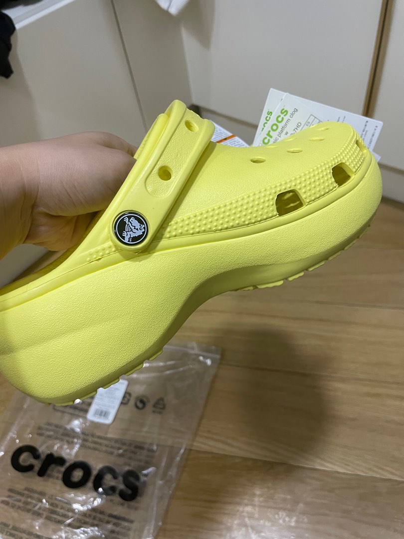mens platform crocs