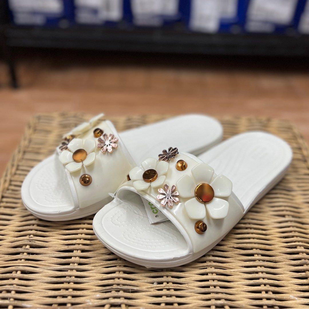 Crocs sloane metallic slide discount