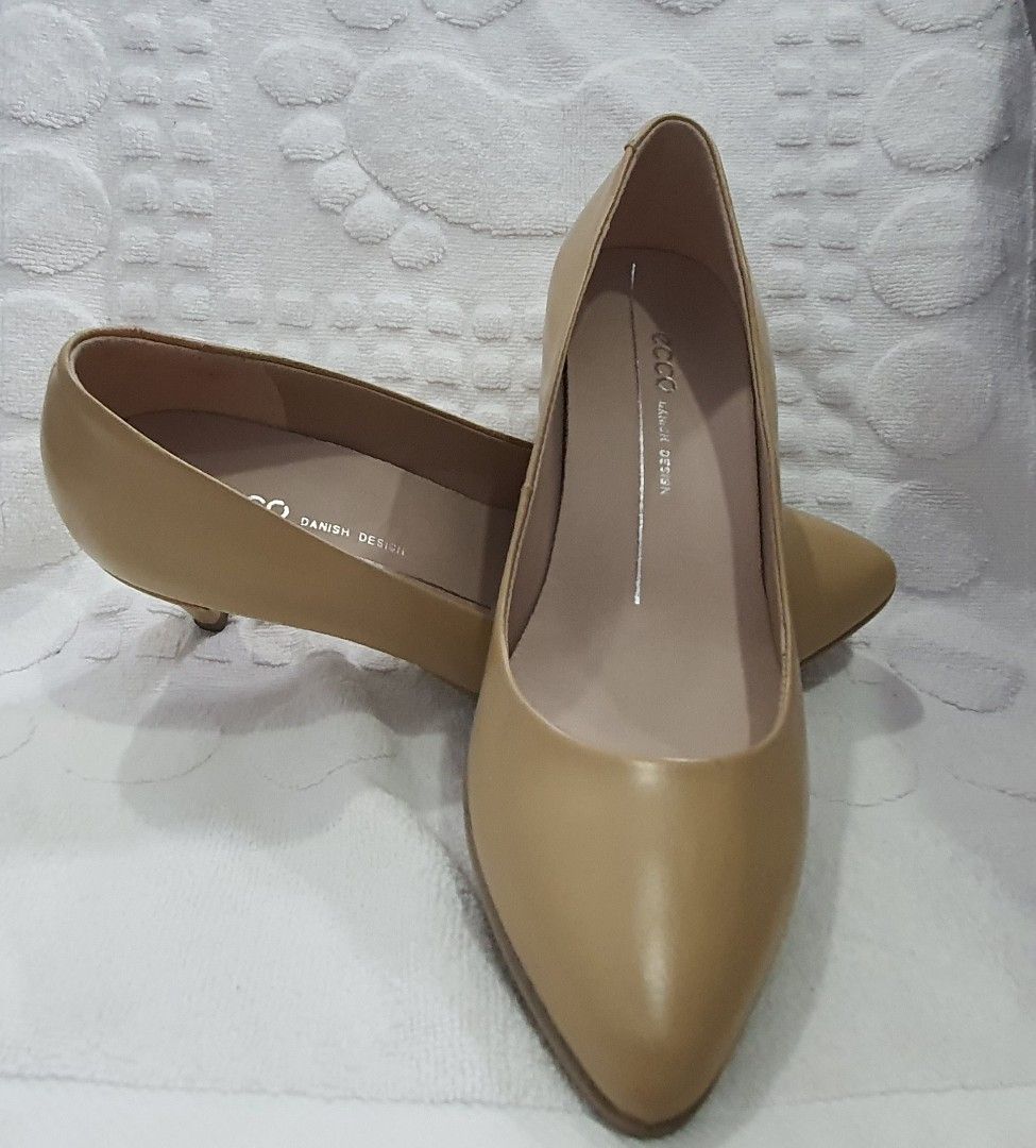 ECCO SHAPE 45 POINTY SLEEK