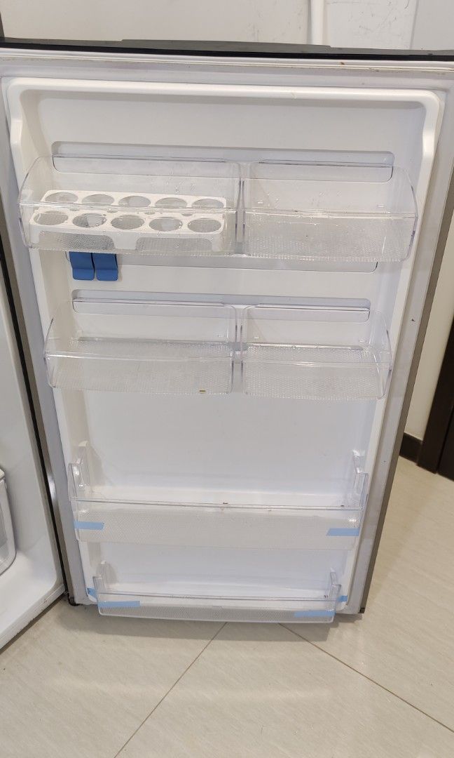 Electrolux Fridge & Freezer ETB3200MG with 319 litre, TV & Home