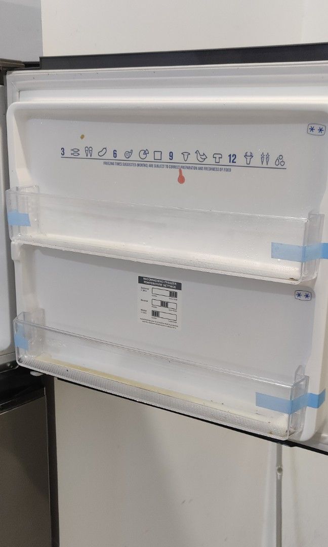 Electrolux Fridge & Freezer ETB3200MG with 319 litre, TV & Home