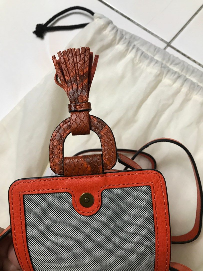 Fossil Bobbie Phone Bag Crossbody Poppy Orange color (Original price RM419), Women's Fashion