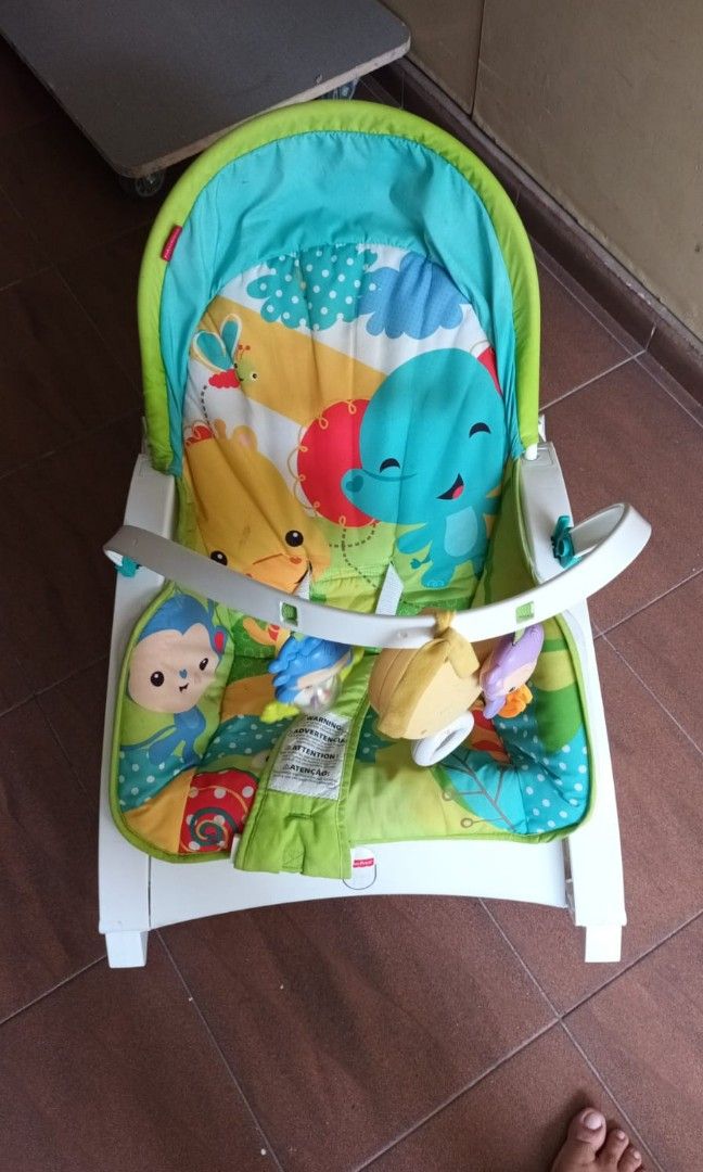 Free Baby Rocker, Babies & Kids, Infant Playtime on Carousell
