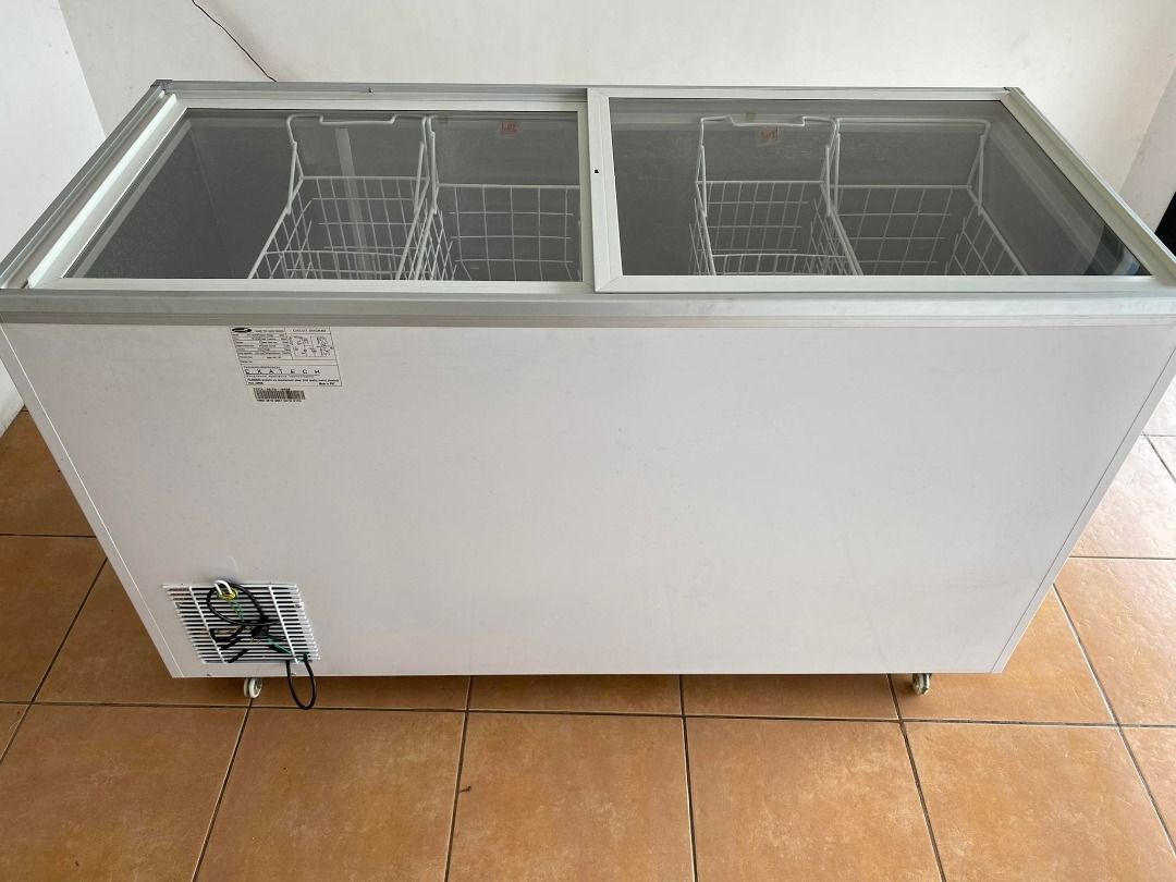 Fujidenzo Glass display Chest Freezer 18 cu.ft.!!, TV & Home Appliances