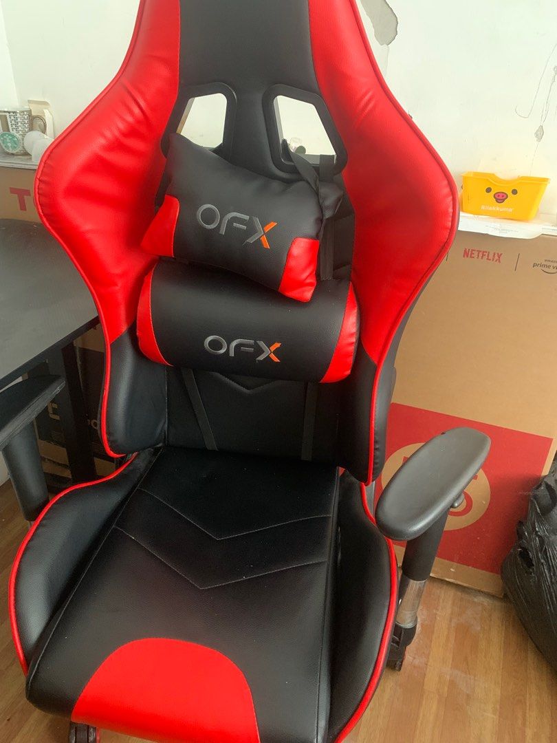 Gaming Chair and Gaming Table, Computers & Tech, Parts & Accessories