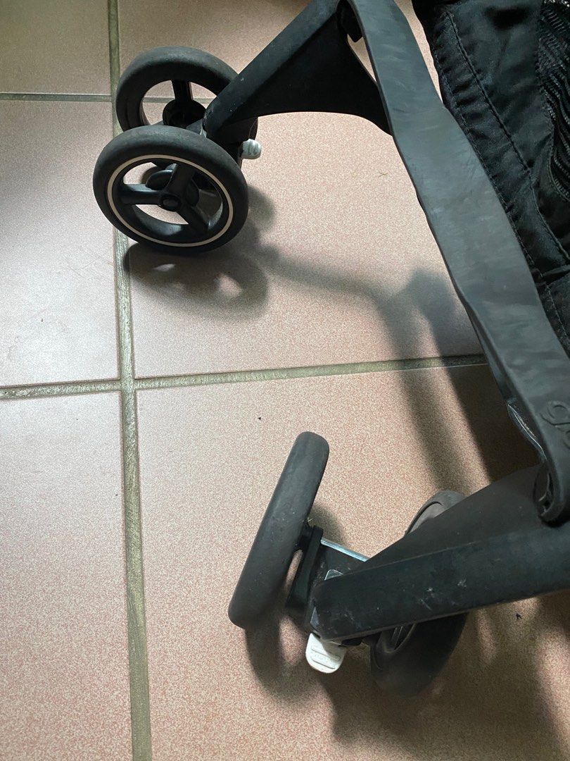 GB pockit air all terrain, Babies & Kids, Going Out, Strollers on Carousell