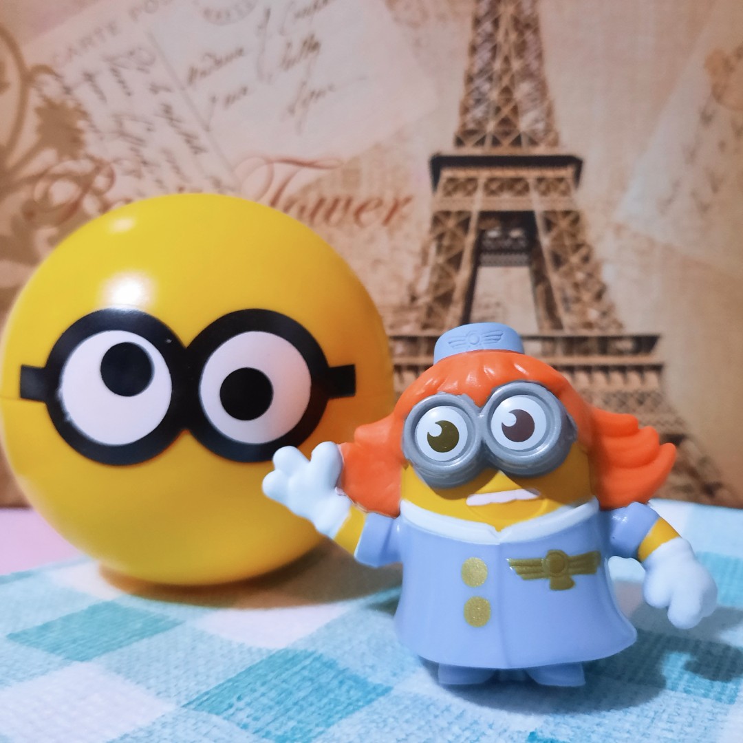 HAPPY MEAL MINION MCD / ACTION FIGURE MINION, Toys & Collectibles