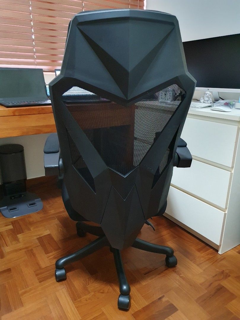 HBADA Gaming Chair, Furniture & Home Living, Furniture, Chairs on Carousell
