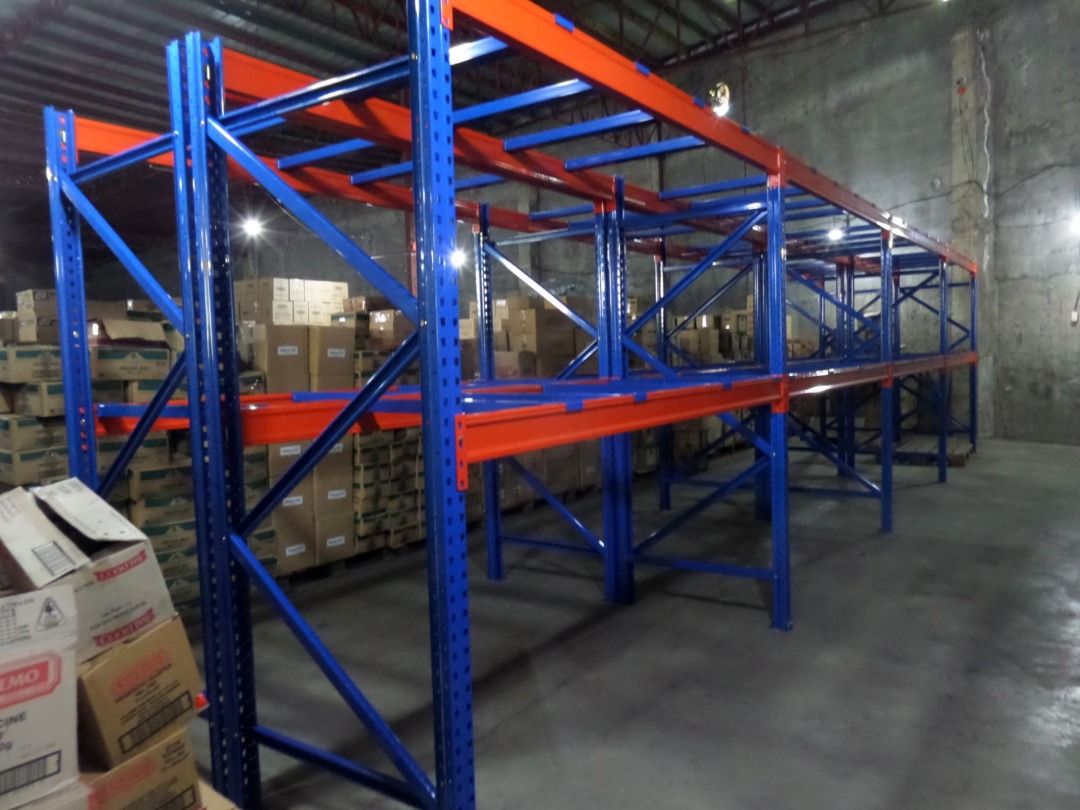 Heavy Duty - Pallet Rack Warehouse item Display, Furniture & Home ...