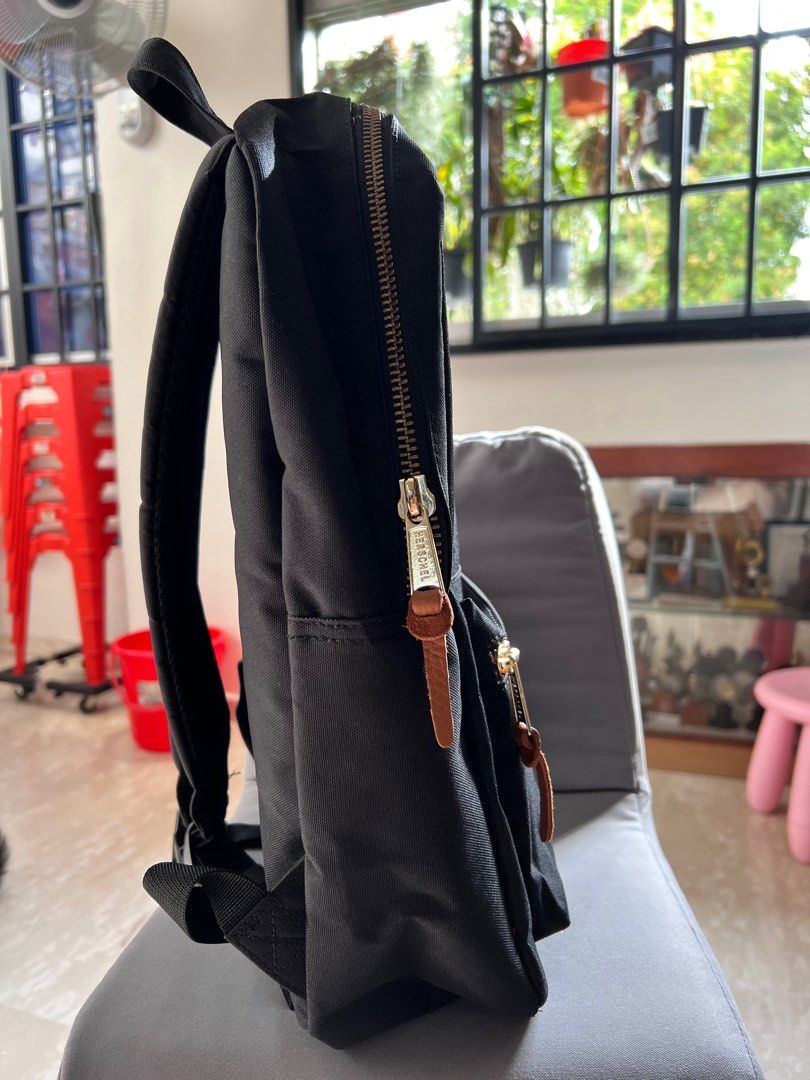 Herschel settlement mid volume black new arrivals