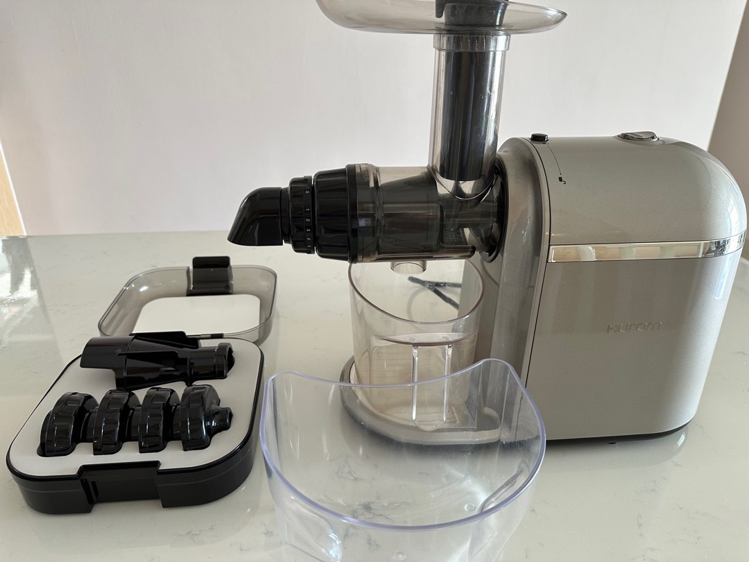 Hurom juicer, TV & Home Appliances, Kitchen Appliances, Juicers