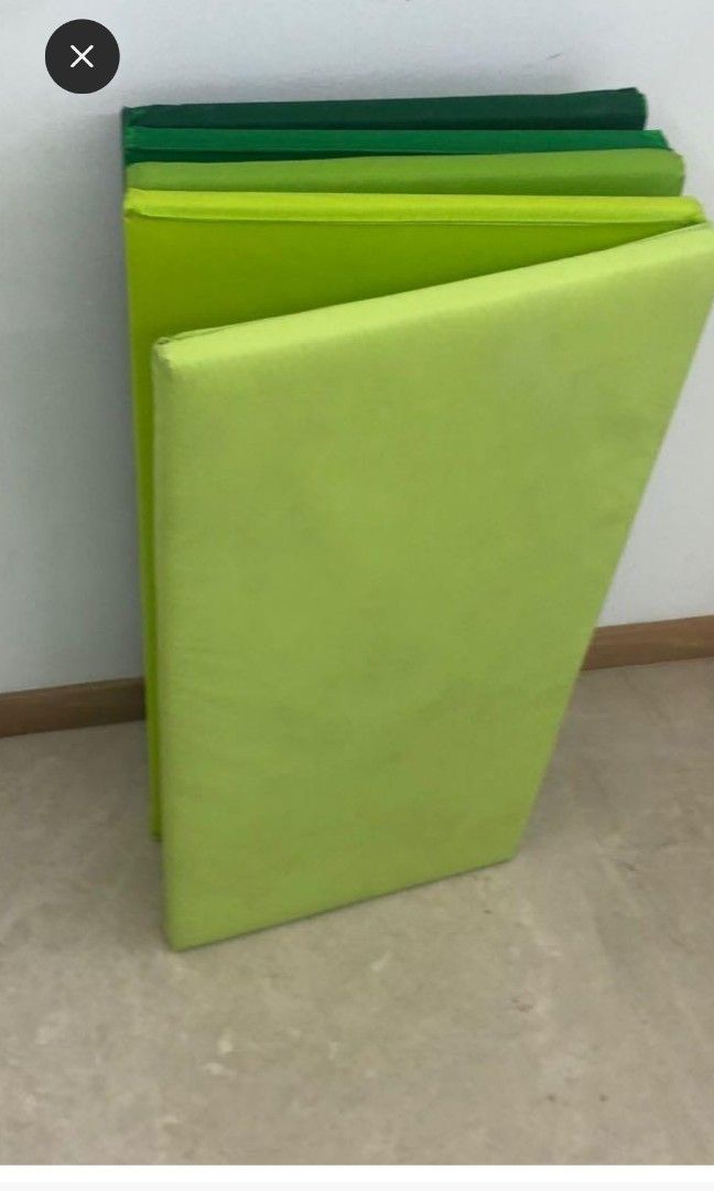 IKEA green mat, Sports Equipment, Exercise & Fitness, Exercise Mats on
