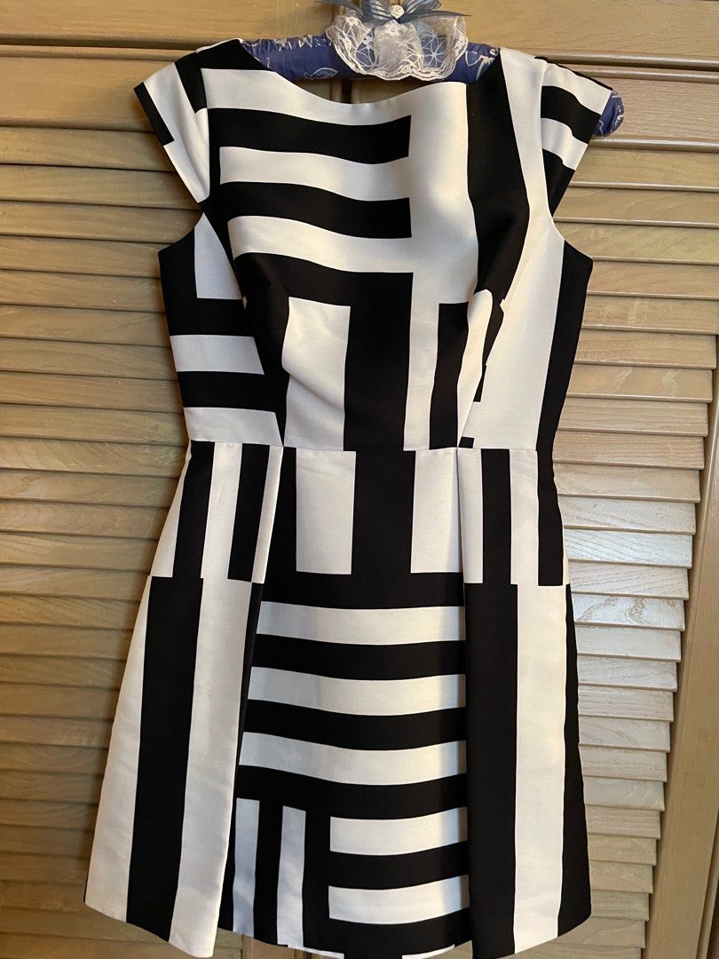 Kate spade black and white striped dress with bows, Women's Fashion, Dresses  & Sets, Dresses on Carousell