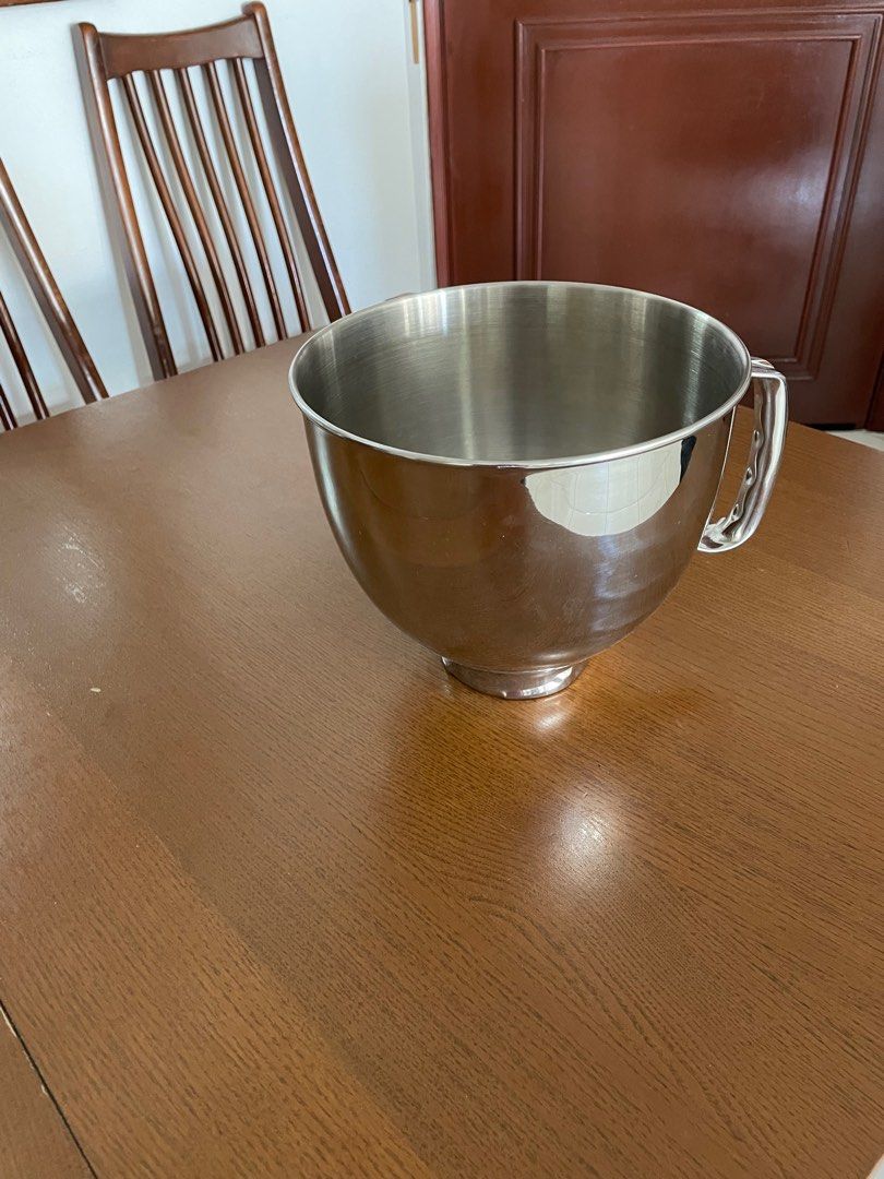 Kitchenaid steel mixing bowl 150), Furniture & Home Living