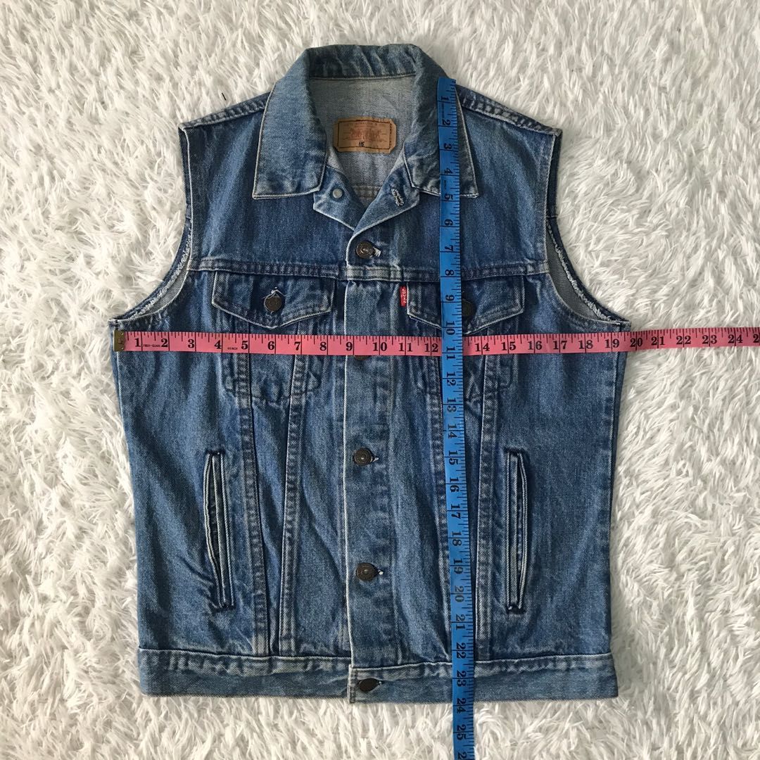 Levis Vest Trucker Denim Made in Great Britain, Men's Fashion, Coats,  Jackets and Outerwear on Carousell