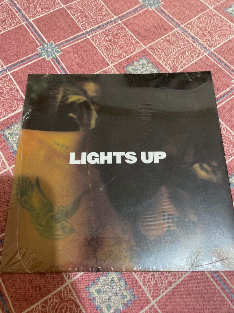 Lights Up Harry Styles Single Vinyl, Hobbies & Toys, Music & Media, CDs