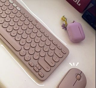 Logitech K380 Bluetooth Keyboard and mouse Pink