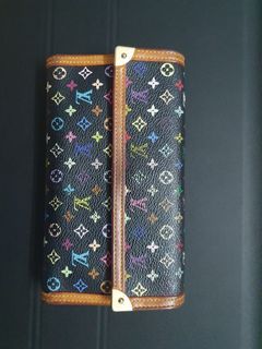 Brand New! Louis Vuitton Monogram Canvas Fold Me Pouch **Only For Sale**  Fixed Price 定价 **, Luxury, Bags & Wallets on Carousell