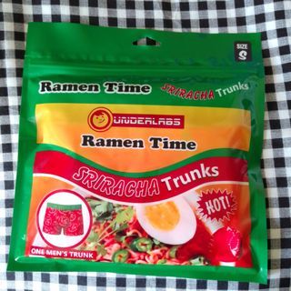 Mens siracha ramen time trunks S