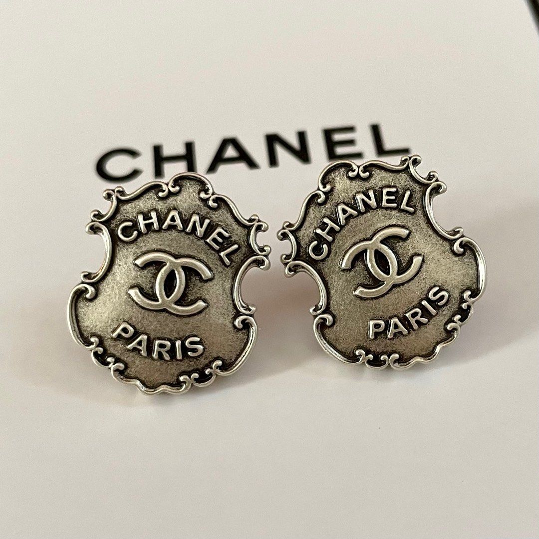 Chanel Heart Earring 