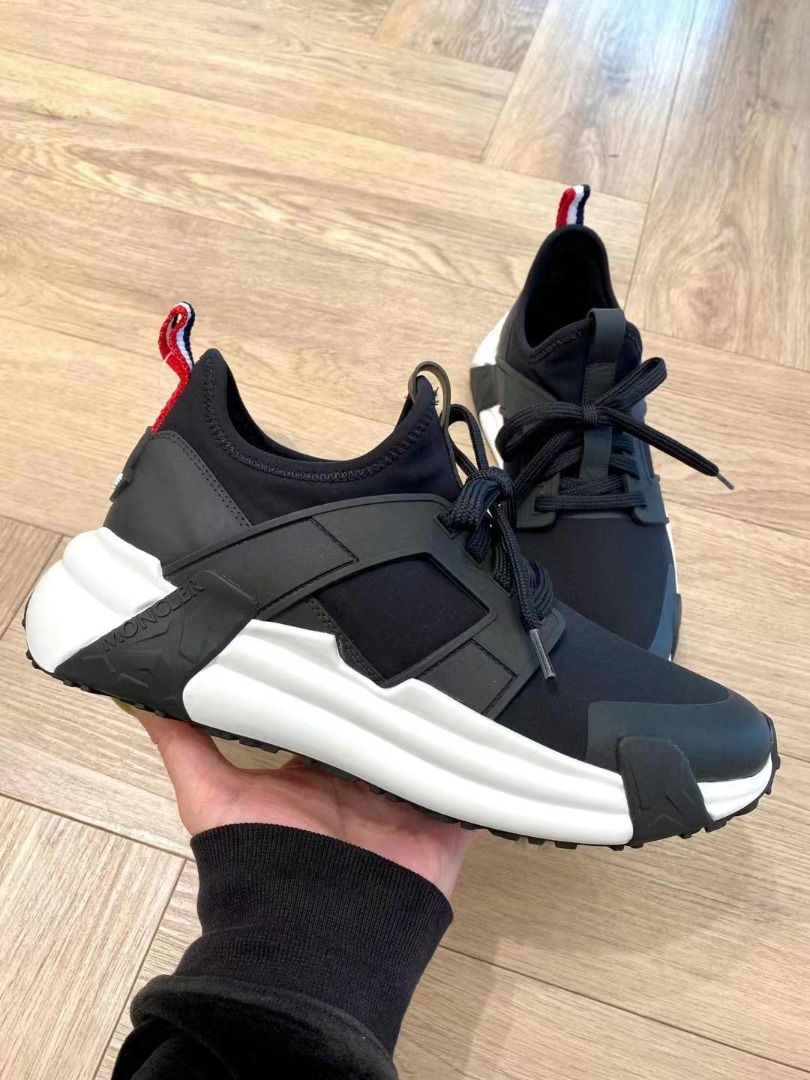 Moncler Lunarove Sneakers for Women in Black 4M00300 M1419 999 Carousell