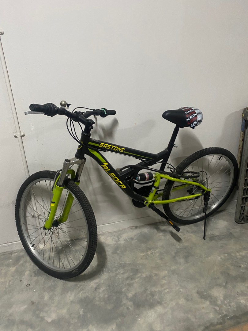 Bicicleta huffy 2025 rock creek r24