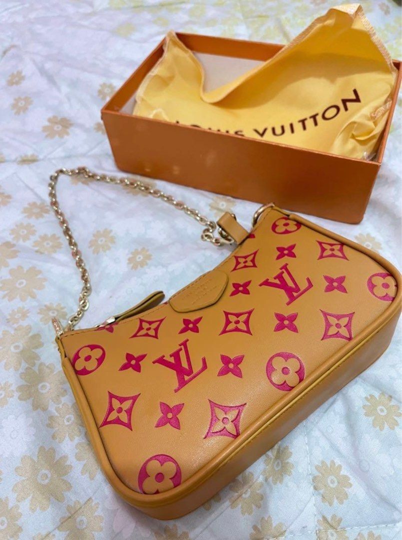 MUSTARD BAGUETTE BAG (LOUIS VUITTON) (Category: Luxury Bags & Wallets) located in Marilao. Submitted by graceeeeee_ (Listing ID 1198333959, Image 1). Description: dupe louis vuitton bag!! very cute size can fit cellphone power bank wipe and alcohol!! hugh quality with box and pouch!! .