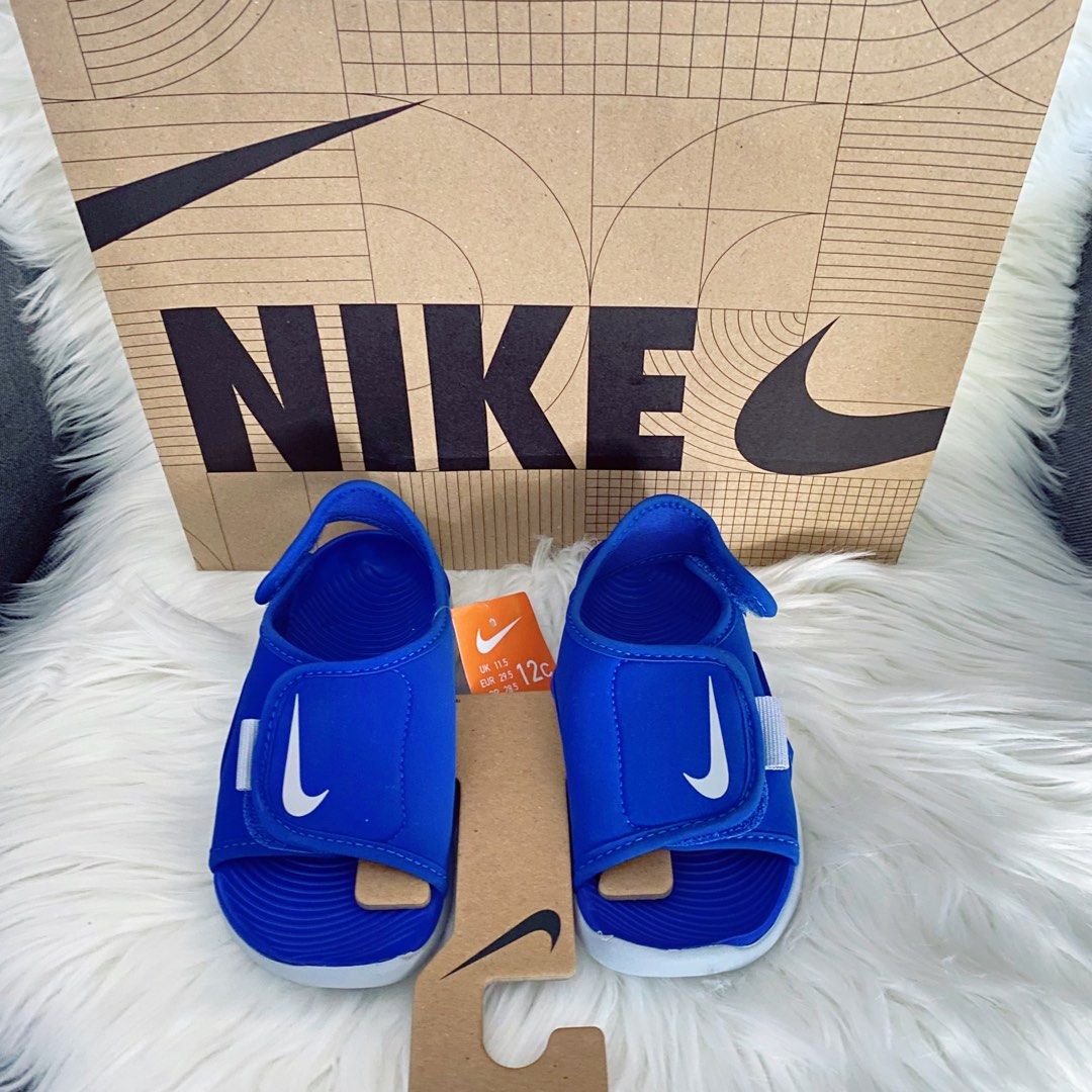 Blue nike sandals hotsell