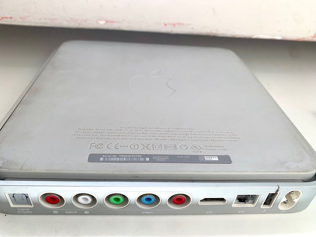 Old Apple TV, TV & Home Appliances, TV & Entertainment, Entertainment