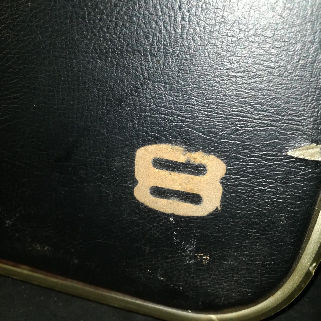 Old luggage (Category: Luggage) located in Paranaque City. Submitted by 4thestate.surplusan (Listing ID 1198376406, Image 2). Description: A vintage luggage, w issues. Stain inside and scratches outside the body. Location san antonio paranaque..